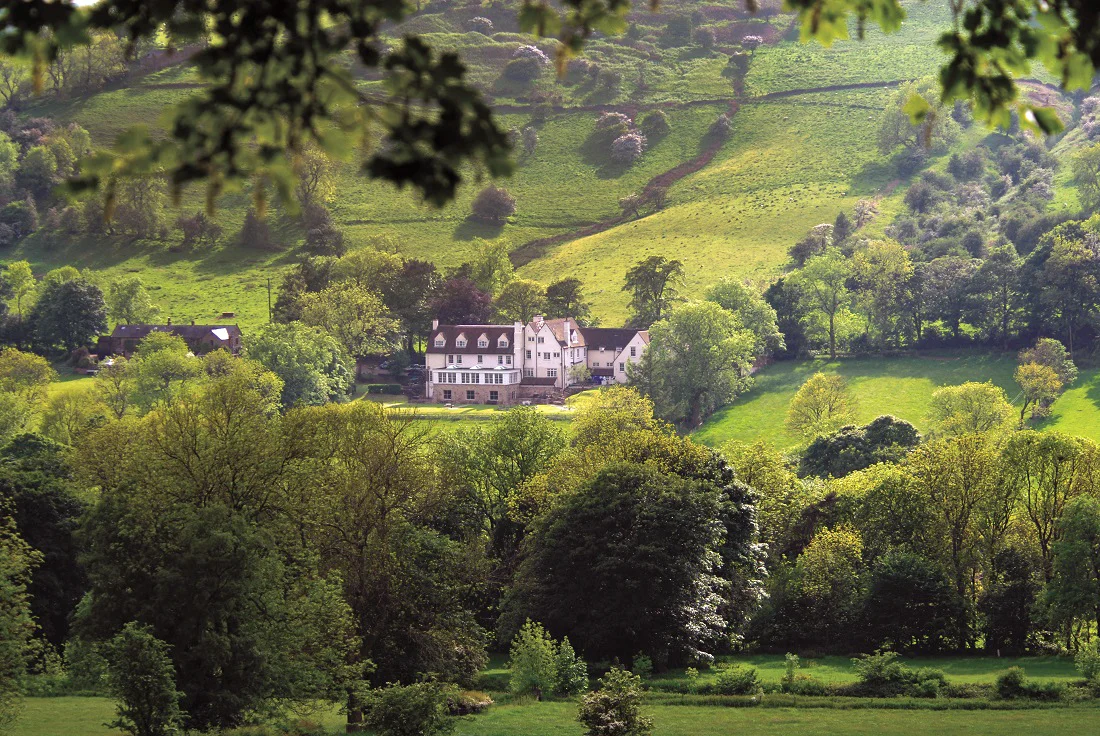 LosehillHouseDistanceView