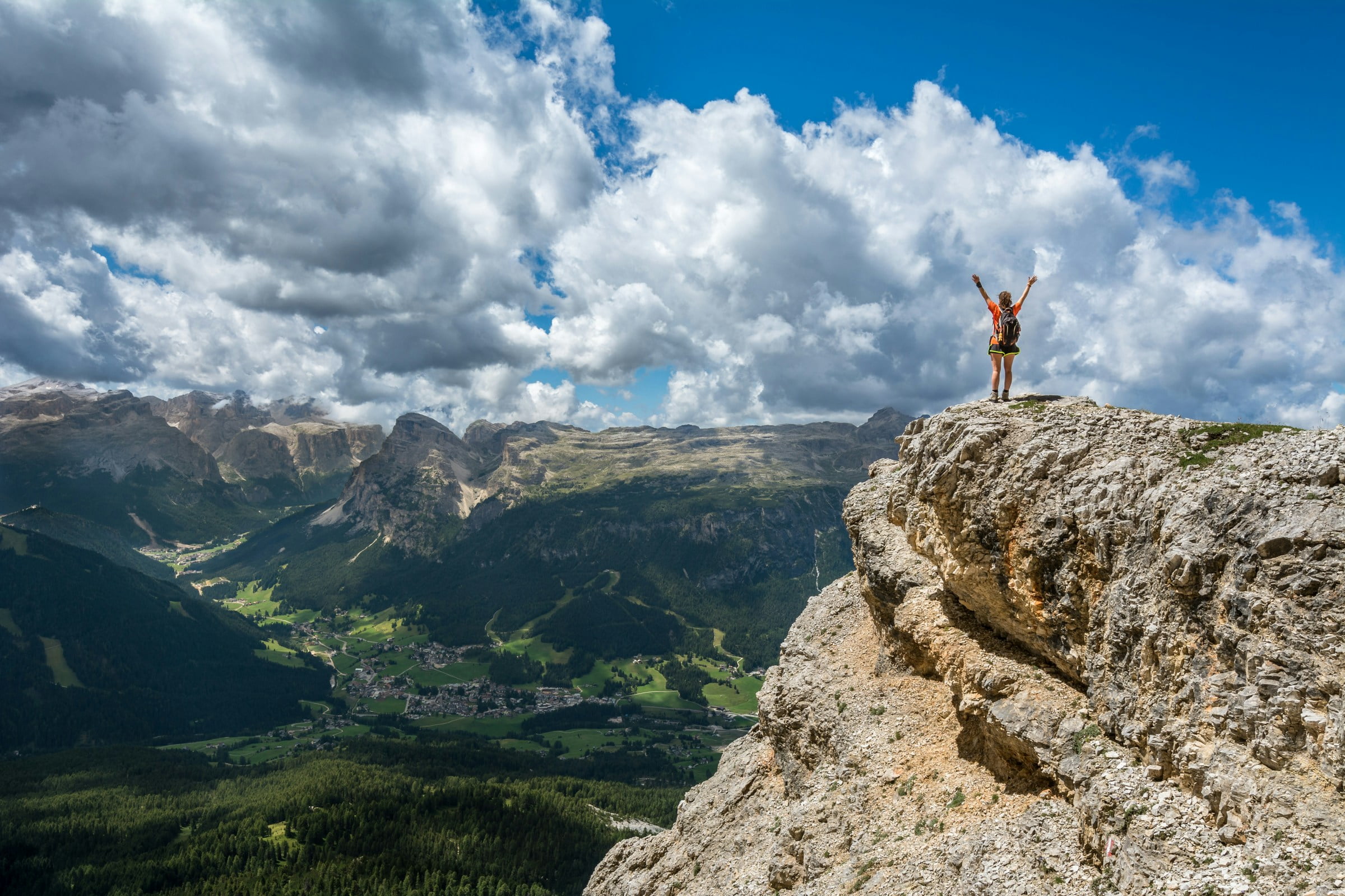 About 21 samuel clara yUWKDfPLp6w unsplash